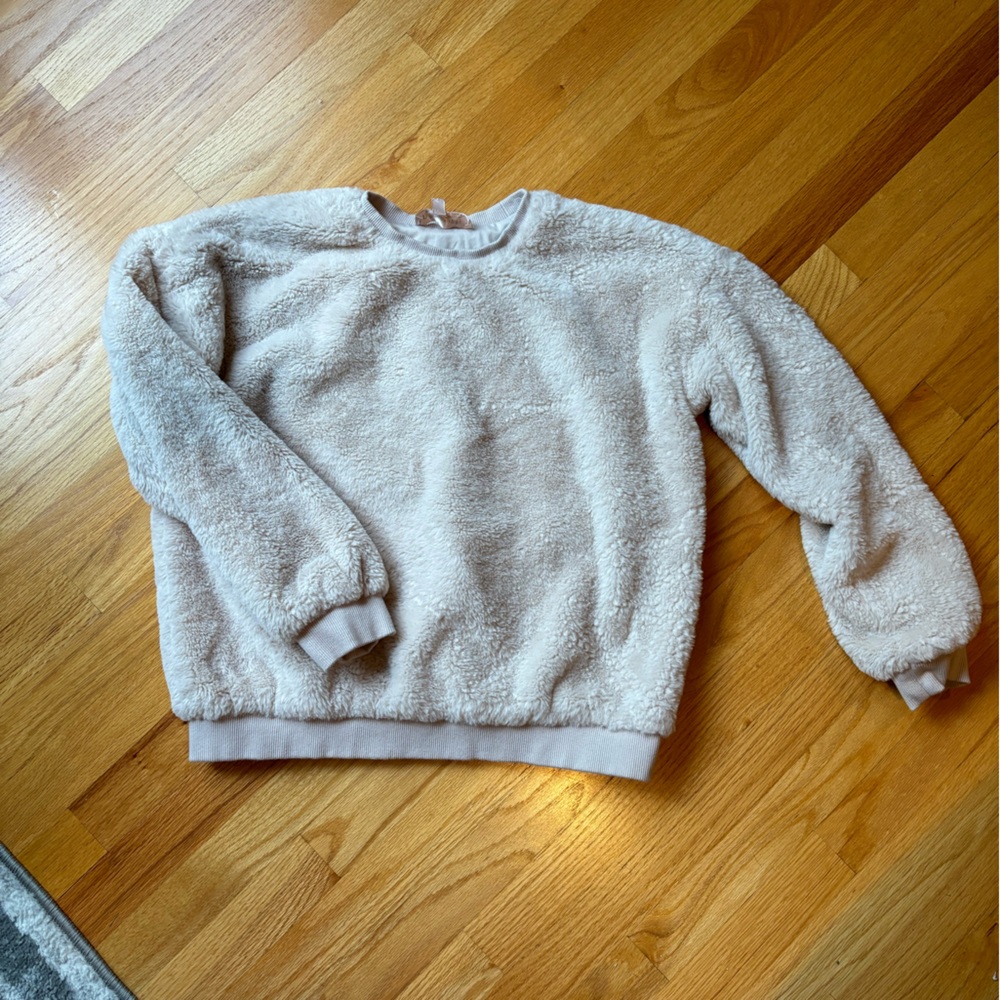 Pale pink size xs philosophy sweater. Great condition!